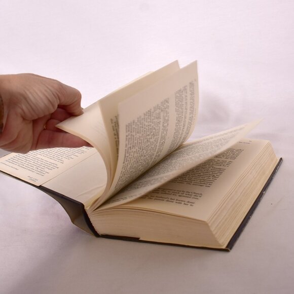 MARIE: A TRUE STORY By Peter Maas - Hardcover  Dust Jacket - Picture 8 of 9